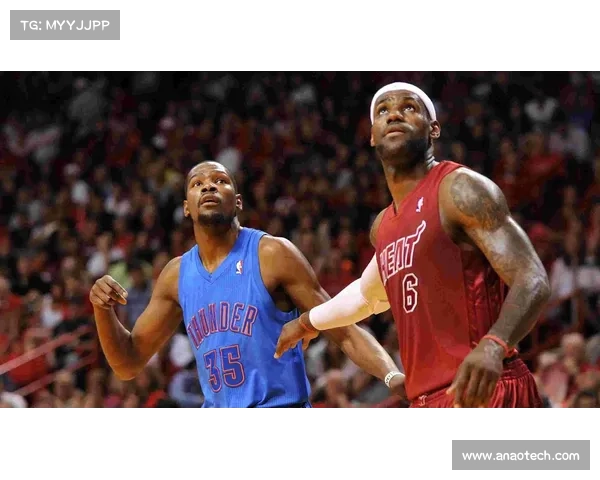 如何从数据与策略角度分析骑士与雷霆篮球赛中的表现和优势